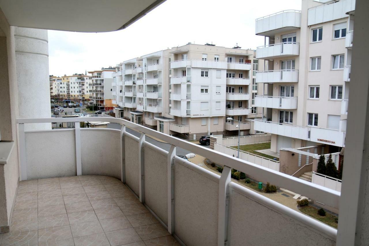 Apartament F&J #12 Torun Bagian luar foto